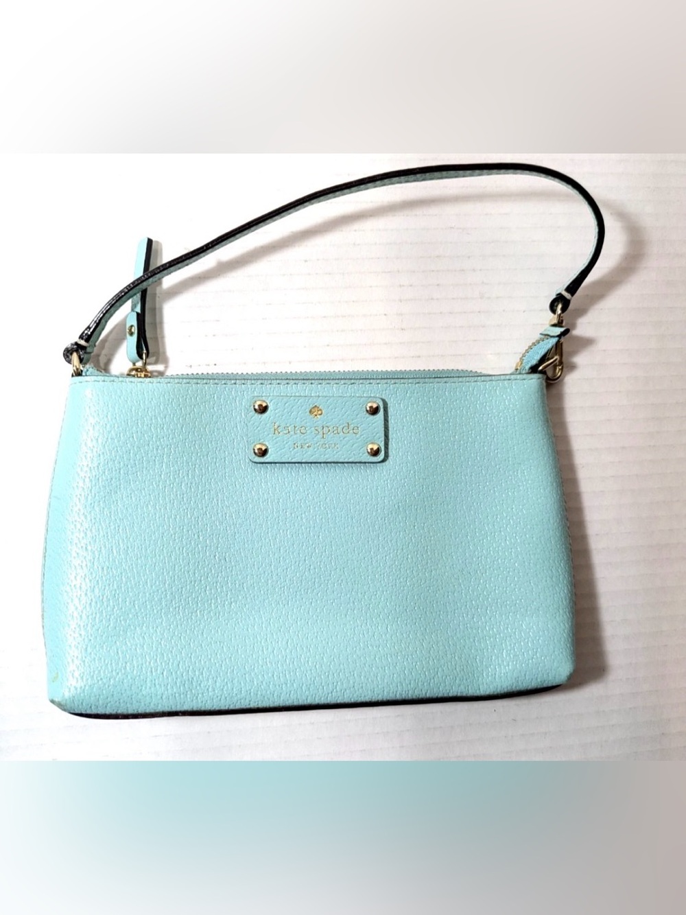 KATE SPADE New York Wellesley Byrd Robin’s Egg Blue Pebbled Leather Wristlet